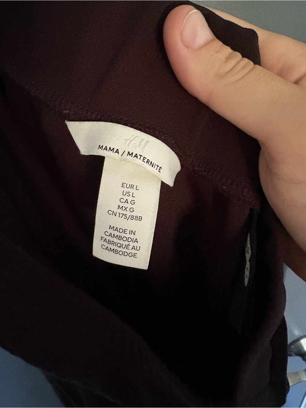 H&M Women's Crepe Maternity Black Trousers - Picture 3 of 5